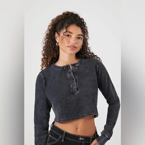 Forever 21 Cotton Ribbed Cropped Henley Top NWT